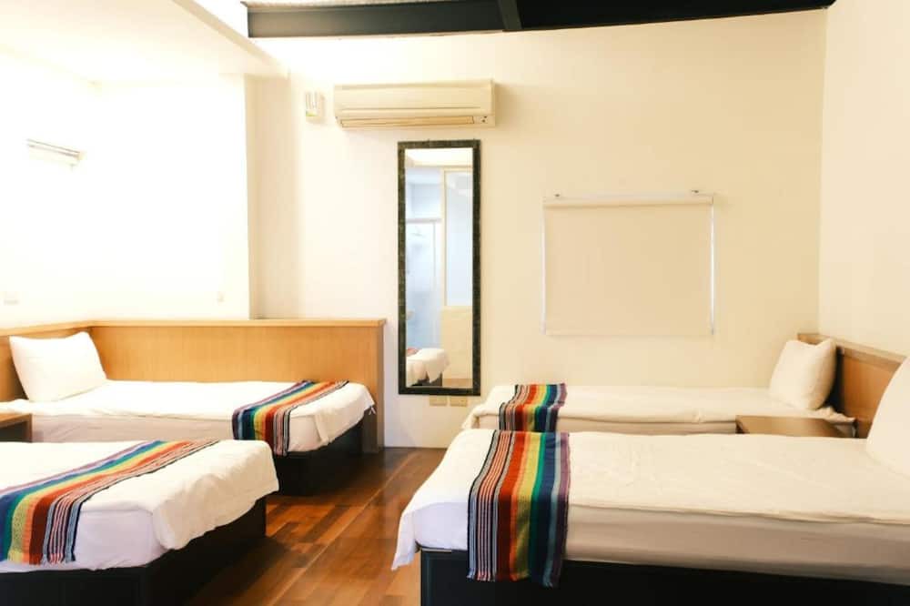 Photo of Bedroom in Donghe