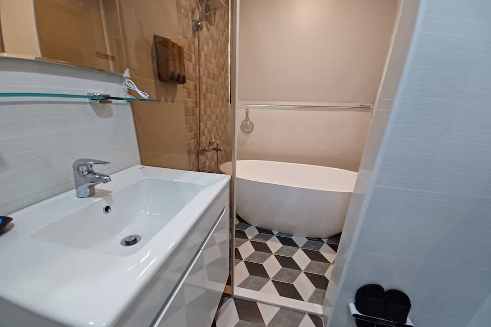 Photo of Bathroom in Gukeng