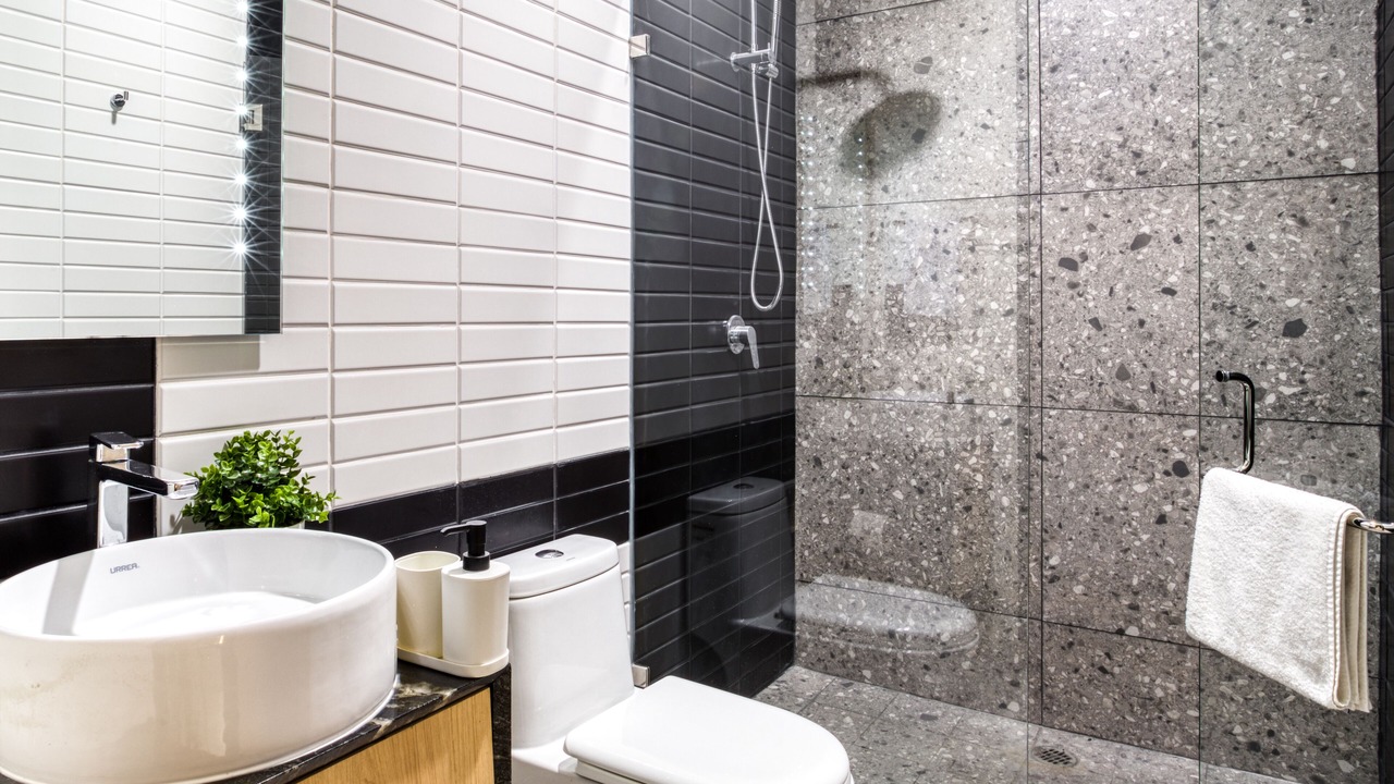 Photo of Bathroom in Avenida Revolucion