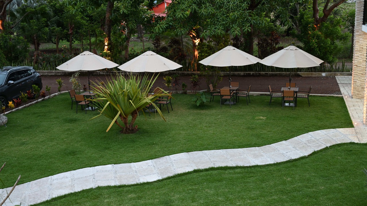 Photo of Outdoor in Angel R. Cabada