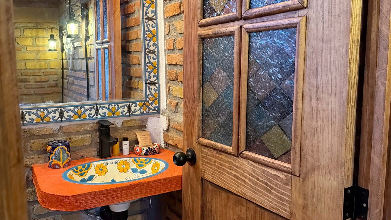 Photo of Bathroom in Taxco