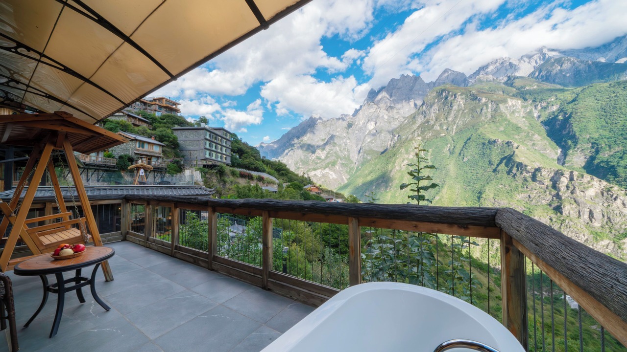 Photo of Patio Balcony in Yulong