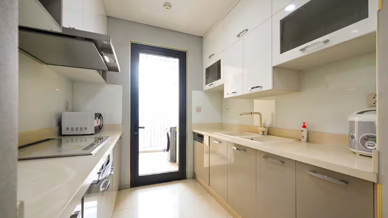 Photo of Kitchen in District 10
