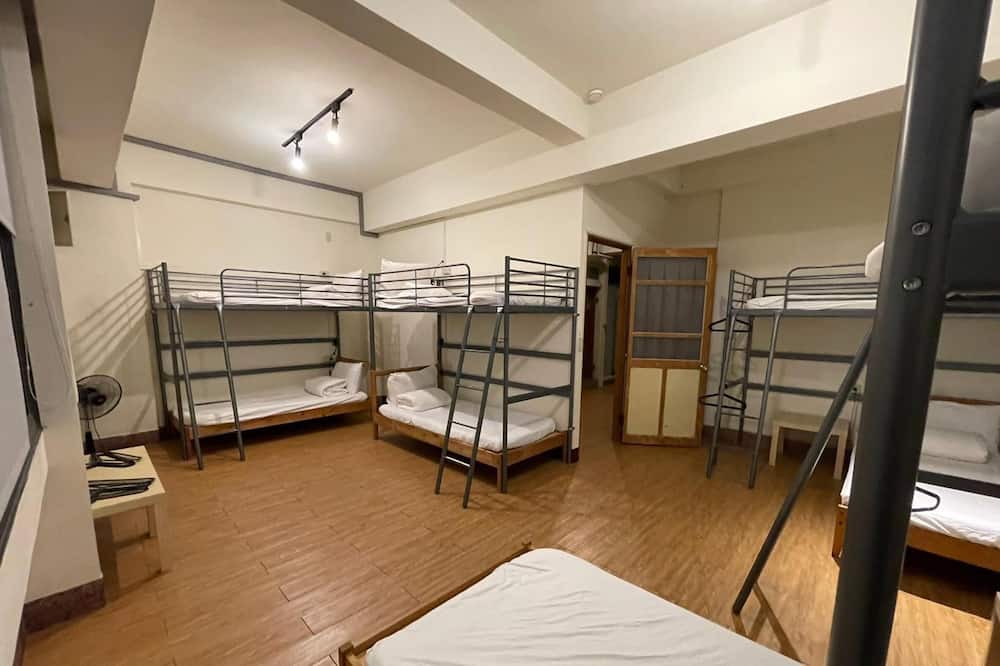 Photo of Bedroom in West District