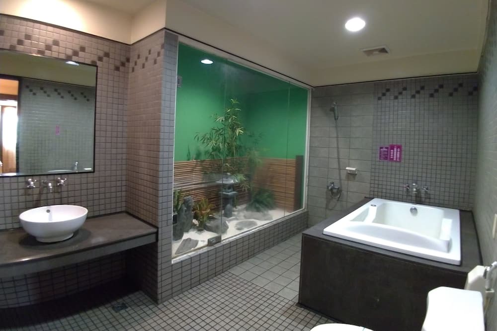 Photo of Bathroom in Luzhu District