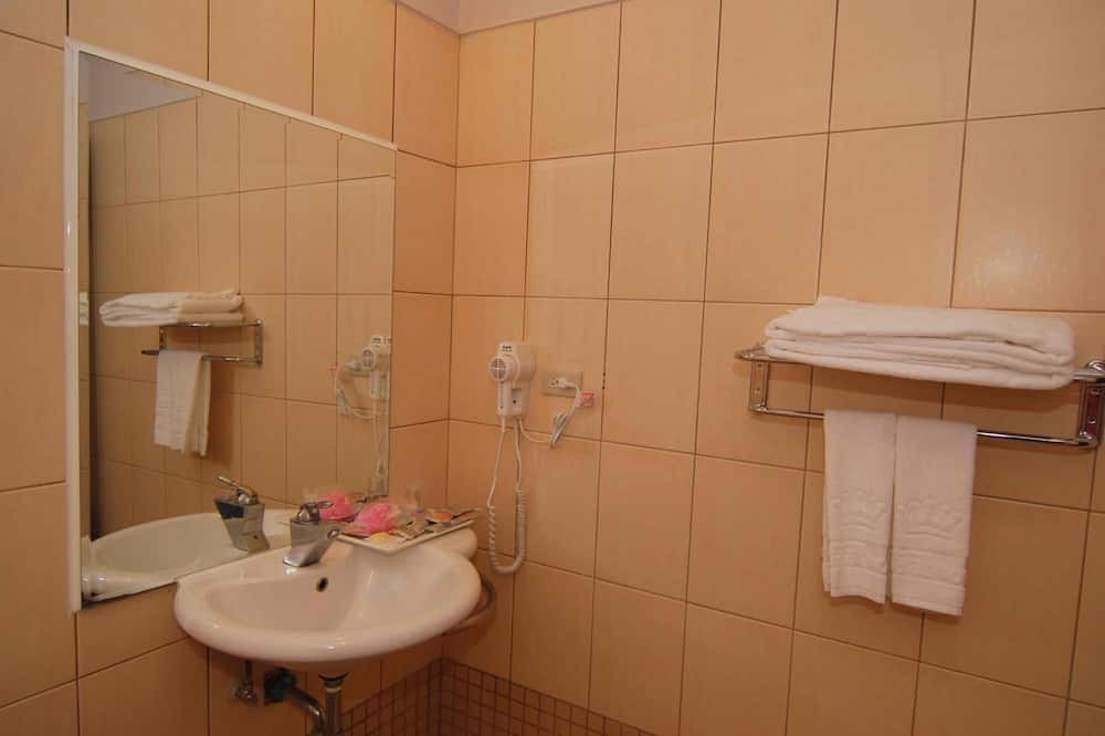 Photo of Bathroom in Luzhu District
