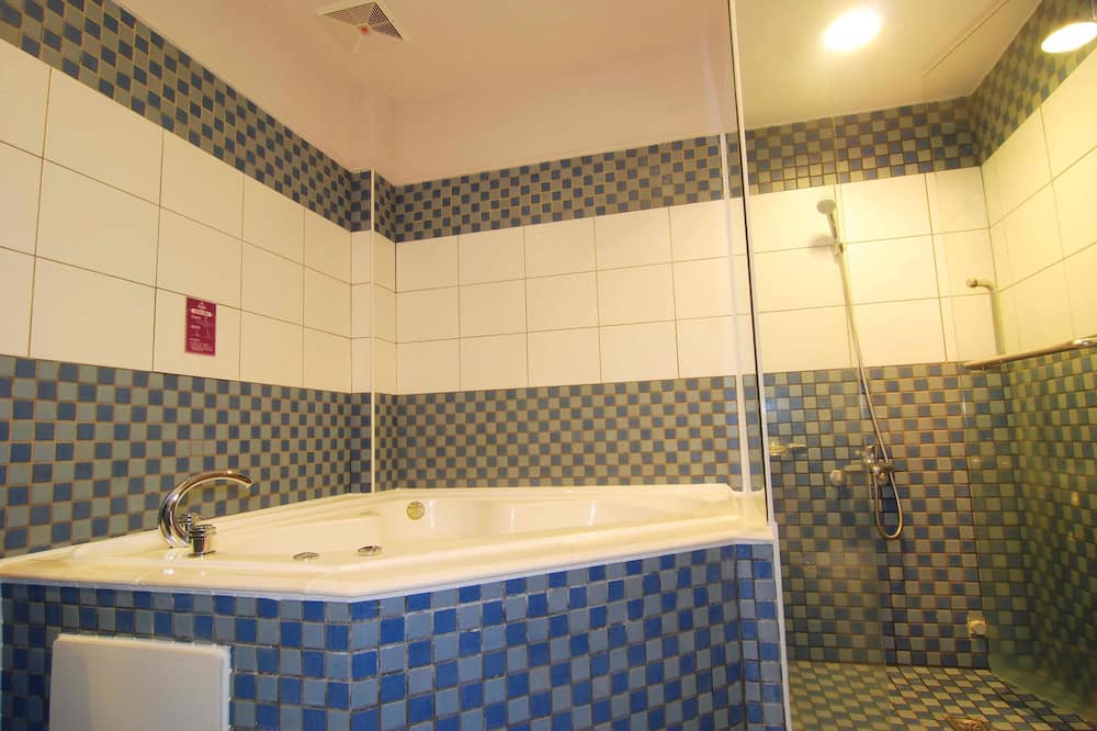 Photo of Bathroom in Luzhu District
