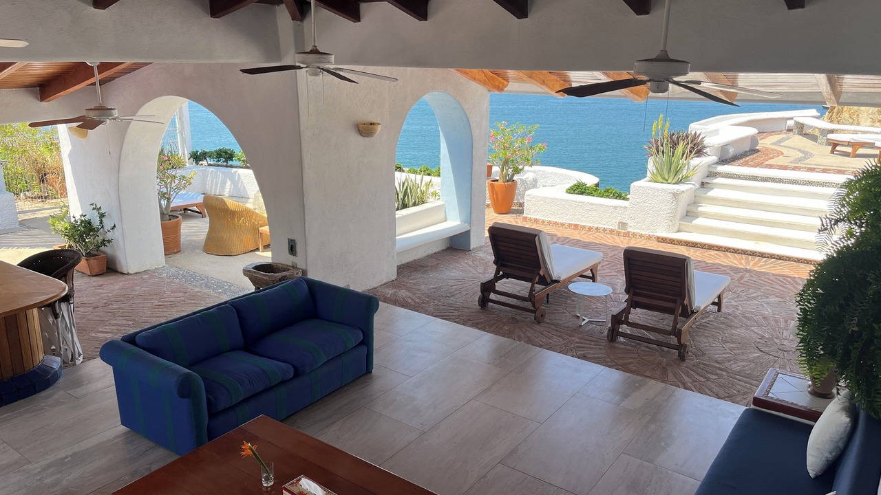 Photo of Livingroom in Zihuatanejo