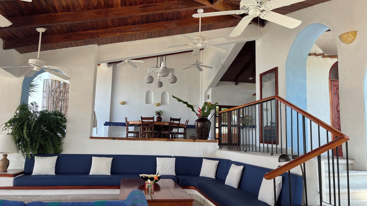 Photo of Livingroom in Zihuatanejo
