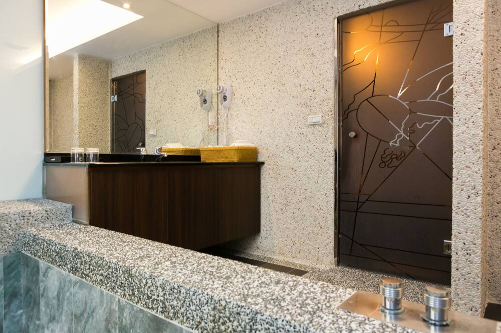 Photo of Bathroom in Hsinchu City Centre