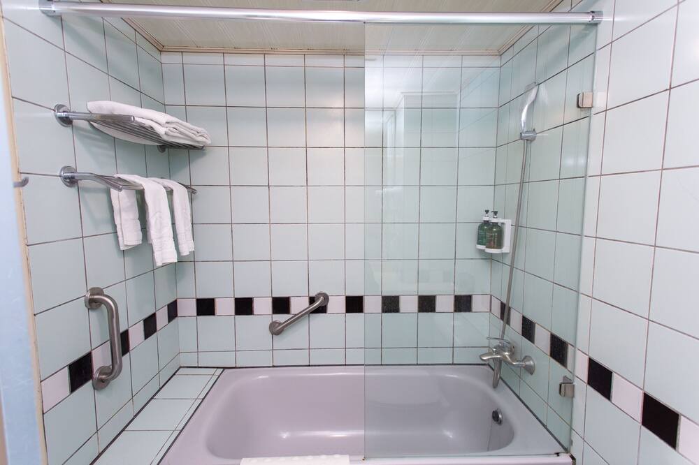 Photo of Bathroom in Yuanlin