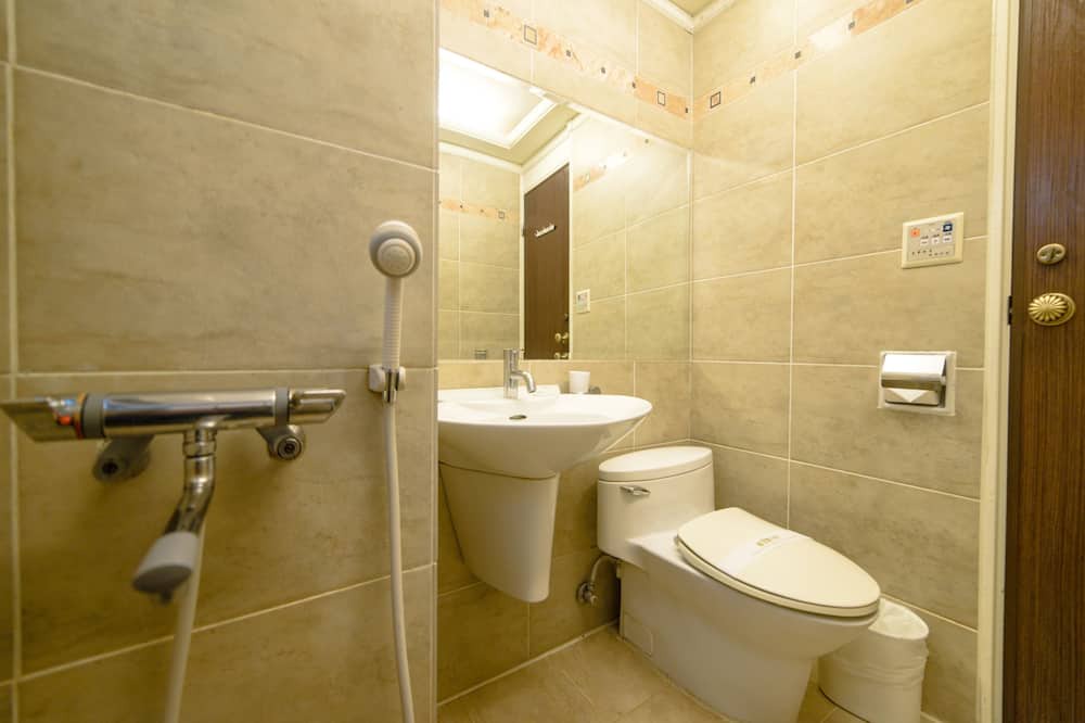 Photo of Bathroom in West District