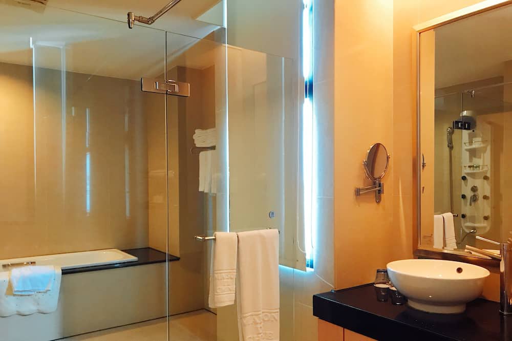 Photo of Bathroom in Beitun District