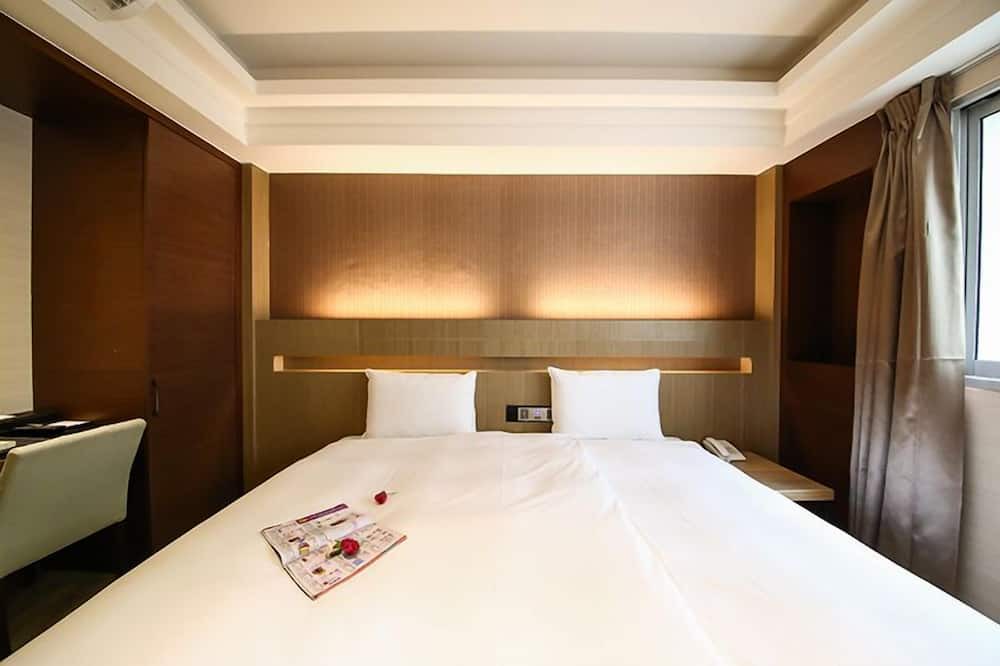 Photo of Bedroom in East District