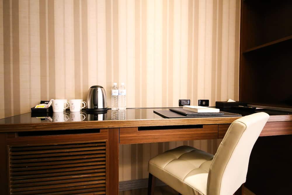 Photo of Bedroom in East District