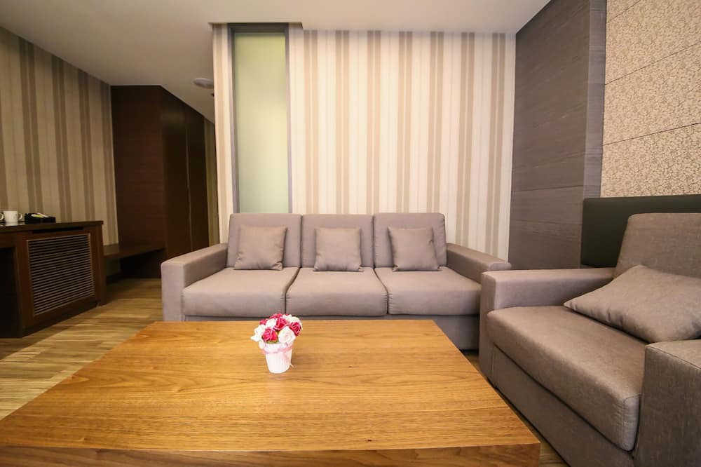 Photo of Livingroom in East District