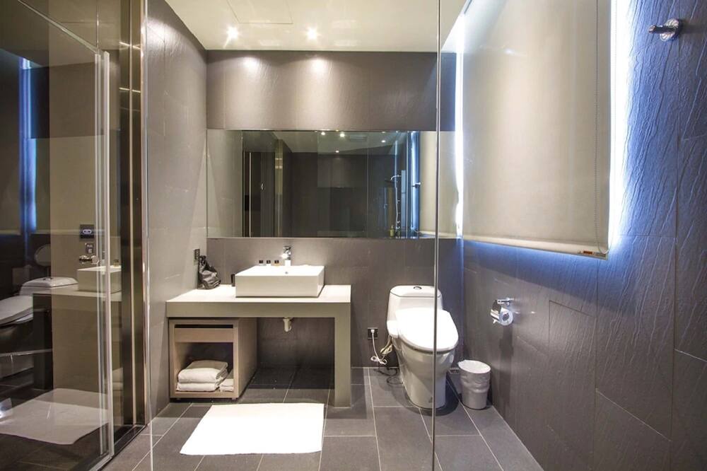 Photo of Bathroom in Daya