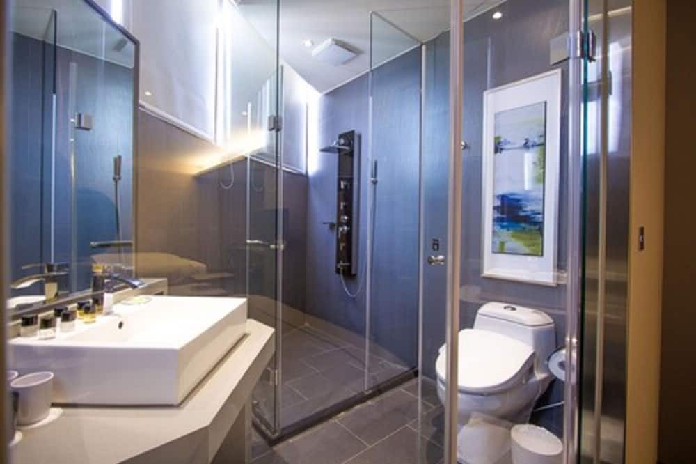 Photo of Bathroom in Daya
