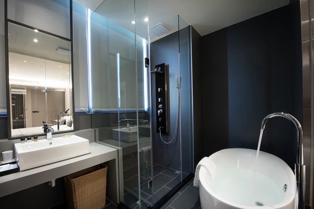 Photo of Bathroom in Daya