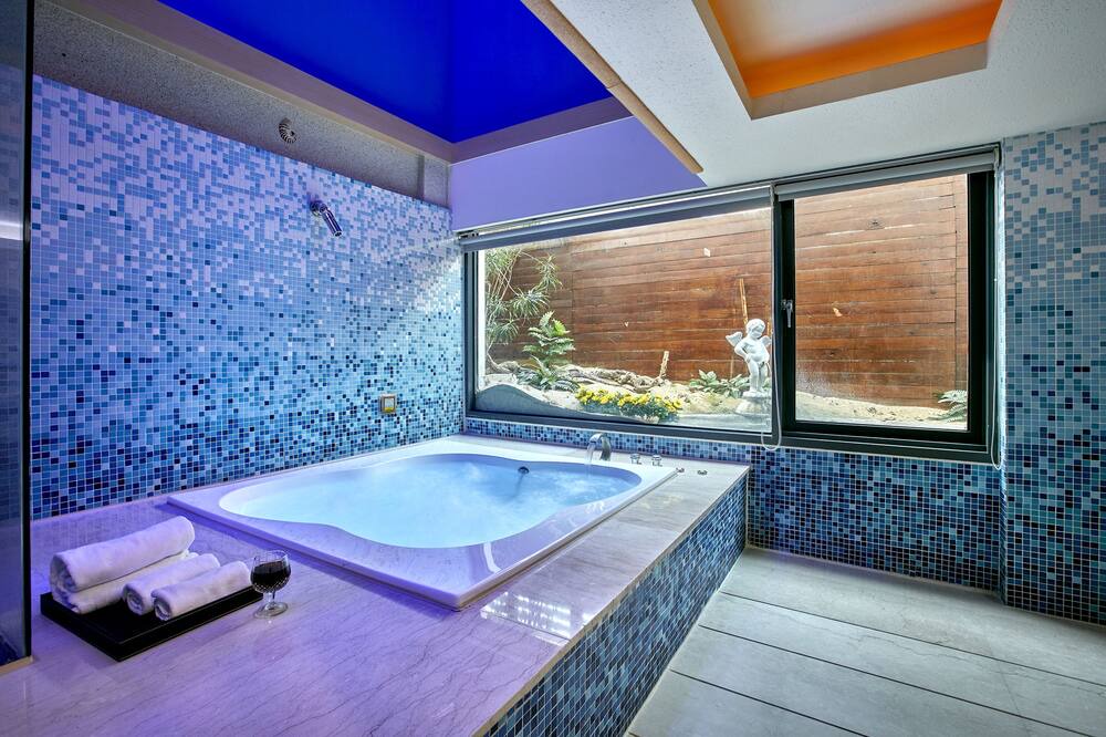 Photo of Bathroom in Puxin