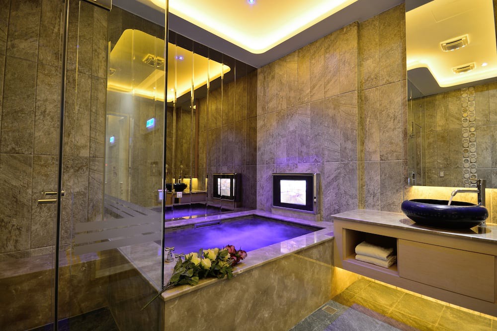Photo of Bathroom in Beitun District
