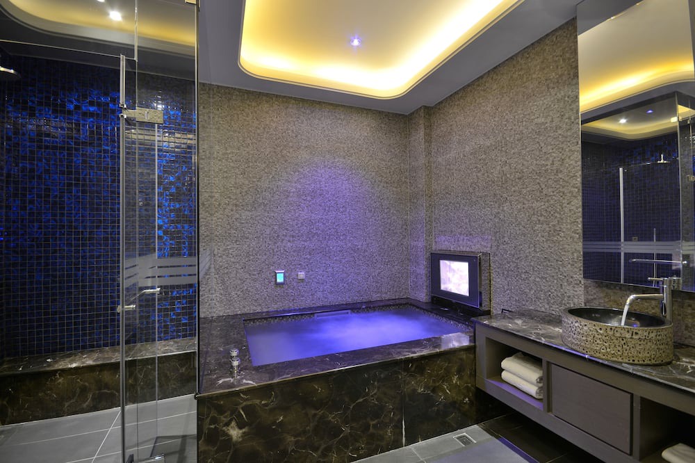 Photo of Bathroom in Beitun District
