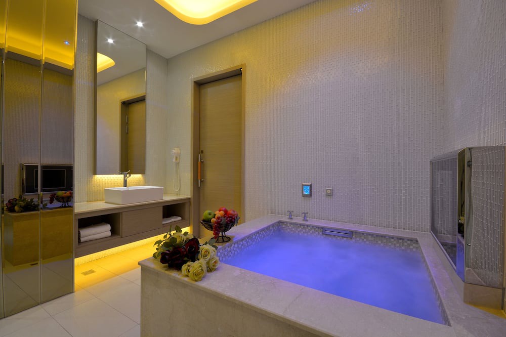 Photo of Bathroom in Beitun District
