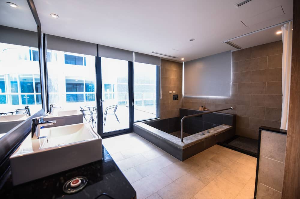 Photo of Bathroom in Luye