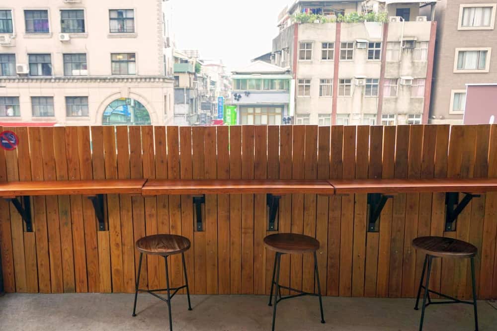 Photo of Patio Balcony in Daan