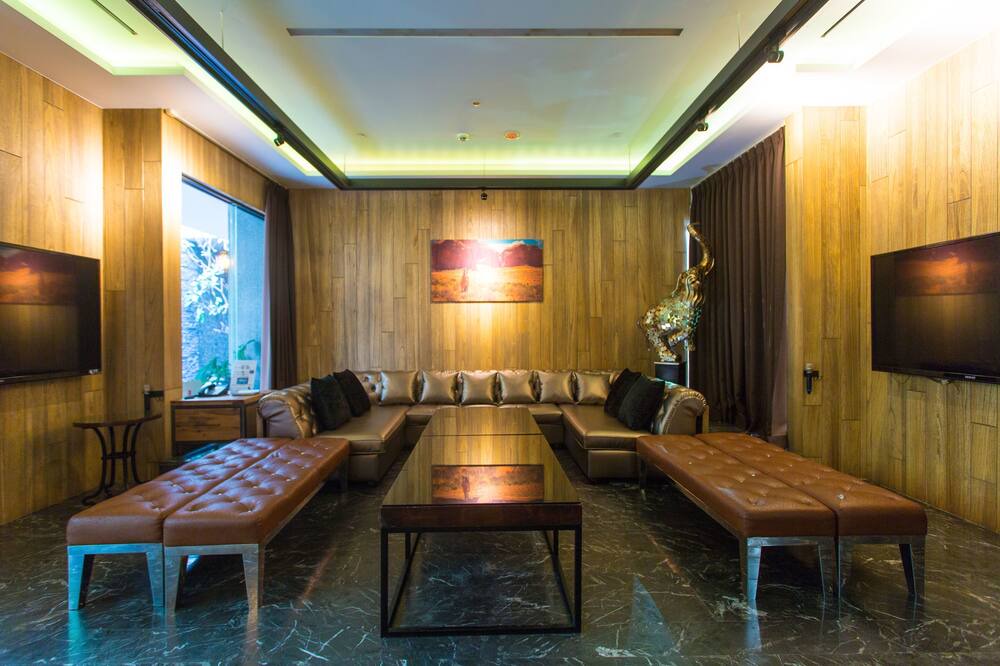 Photo of Livingroom in Nantun District