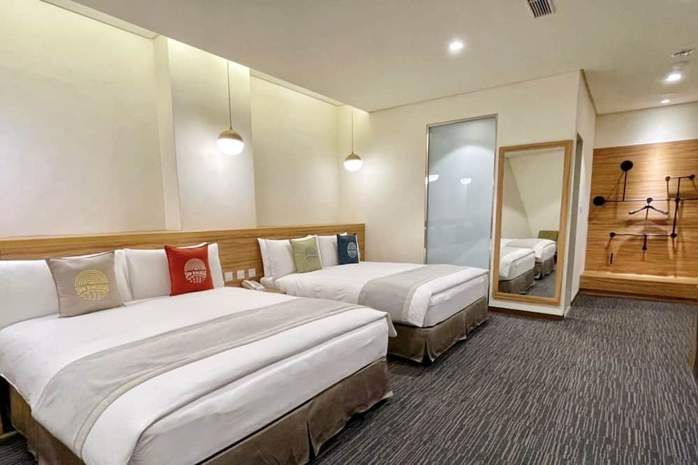Photo of Bedroom in East District