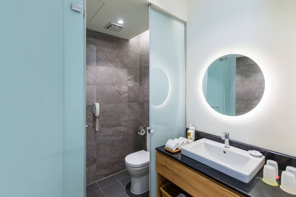 Photo of Bathroom in East District