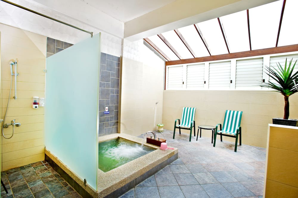 Photo of Bathroom in Jianshi