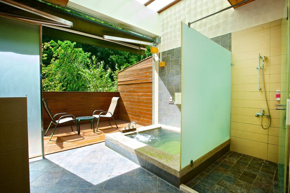 Photo of Bathroom in Jianshi