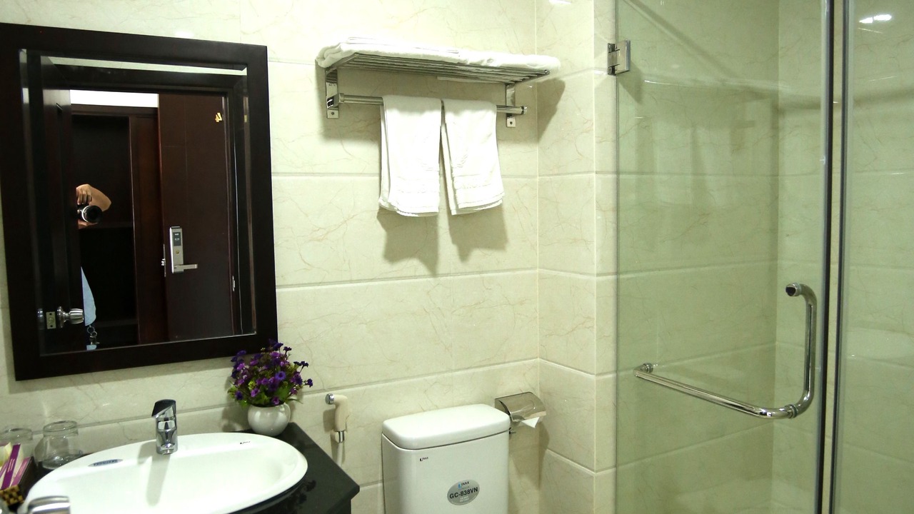 Photo of Bathroom in Cam Le