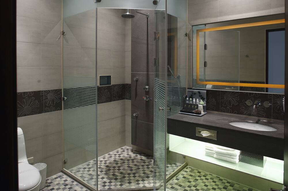 Photo of Bathroom in Guiren District