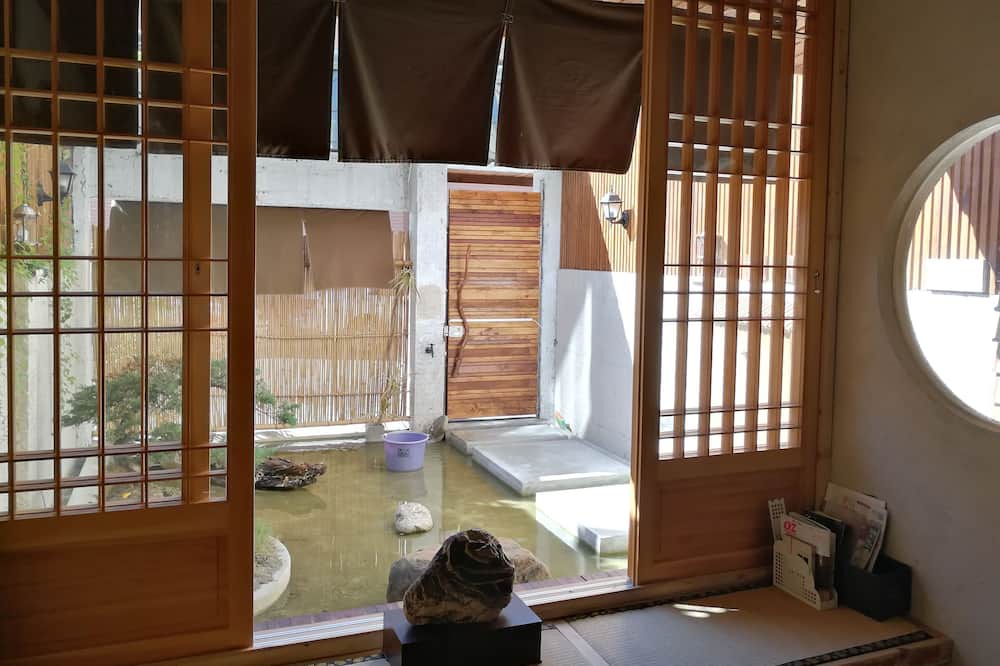 Photo of Livingroom in Rende District