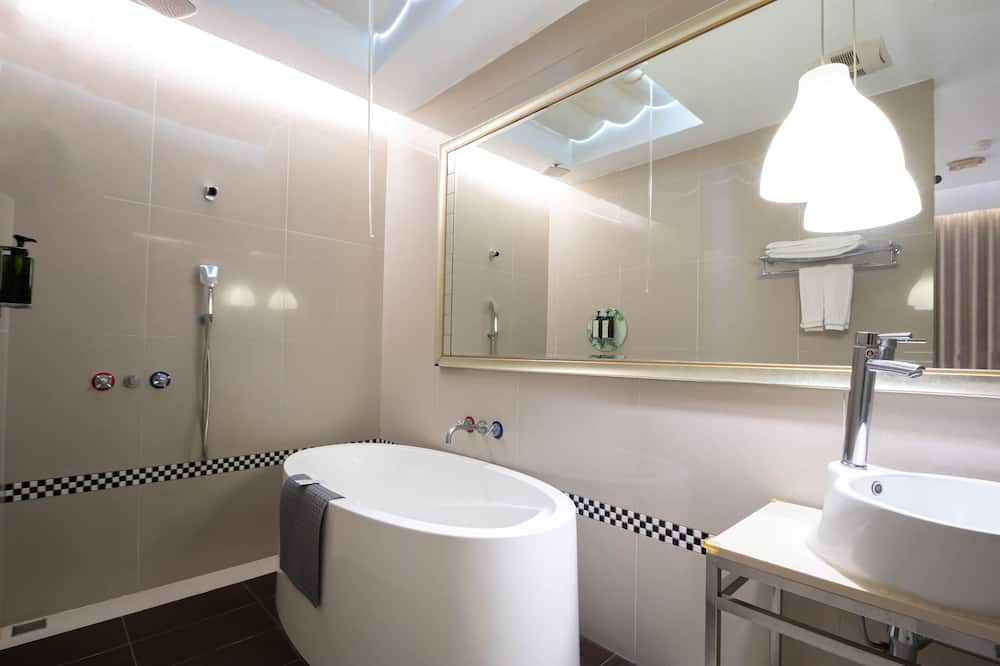 Photo of Bathroom in Taoyuan District
