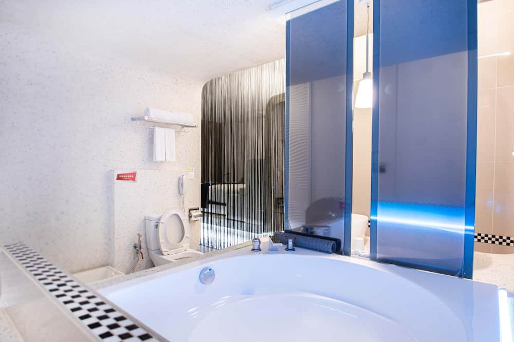 Photo of Bathroom in Taoyuan District