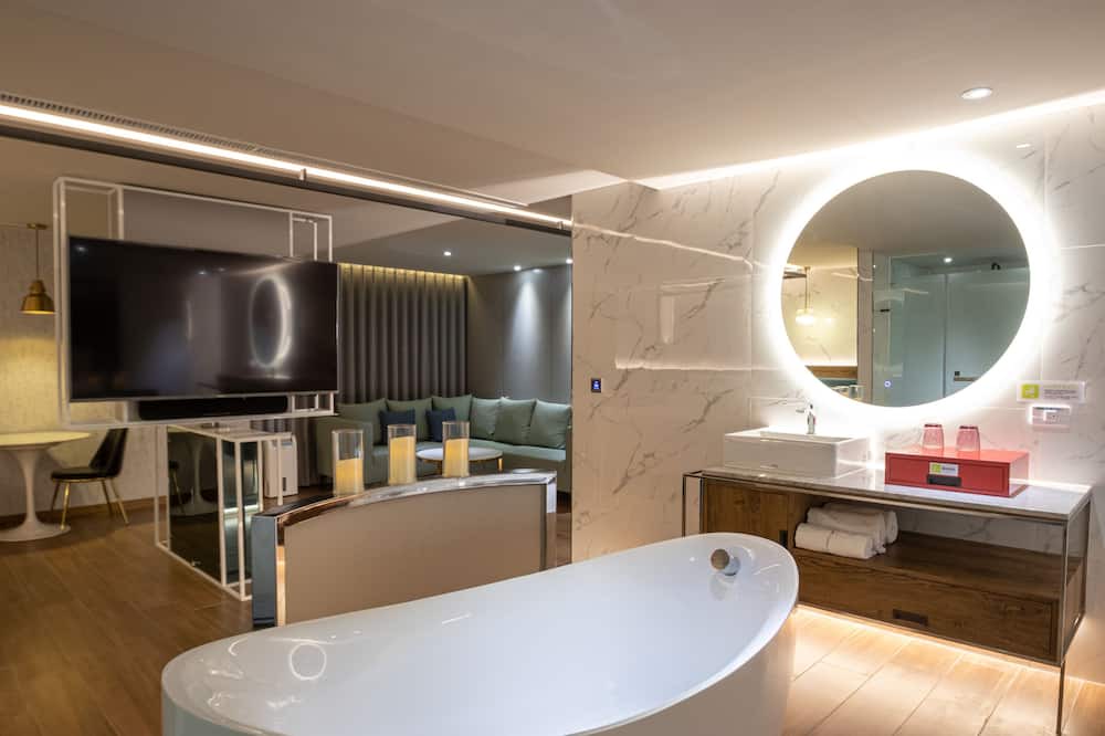 Photo of Bathroom in Zhongli District