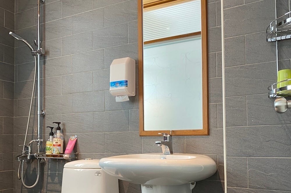 Photo of Bathroom in Annan District