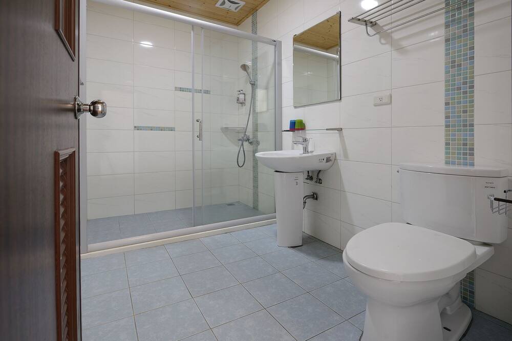 Photo of Bathroom in Shanjiao