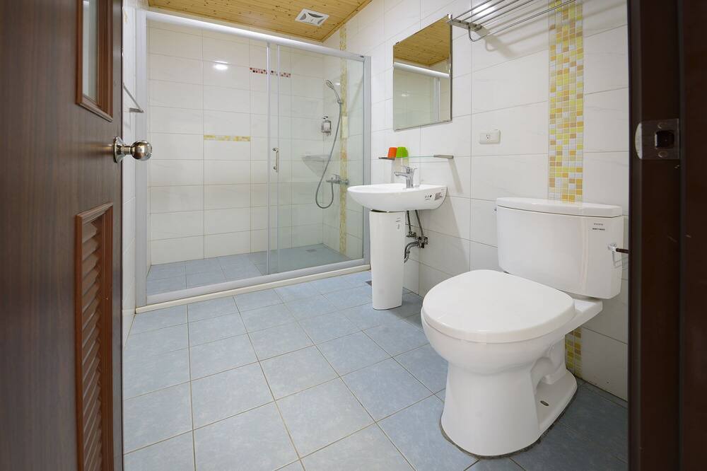 Photo of Bathroom in Shanjiao