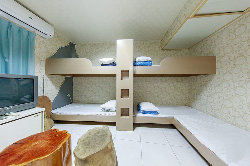 Photo of Bedroom in Big Beach