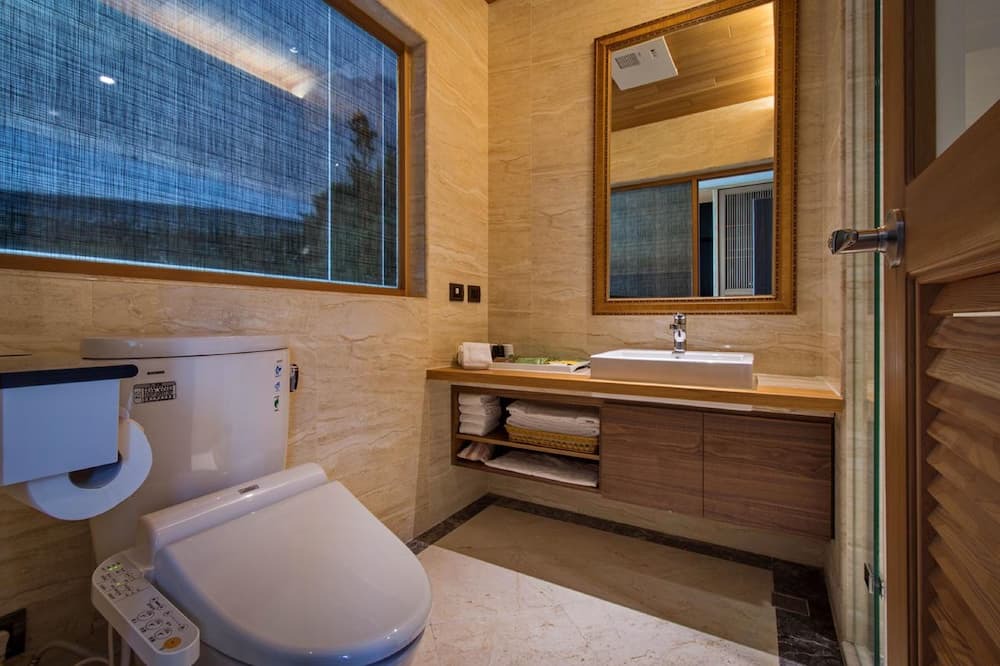 Photo of Bathroom in Xincheng