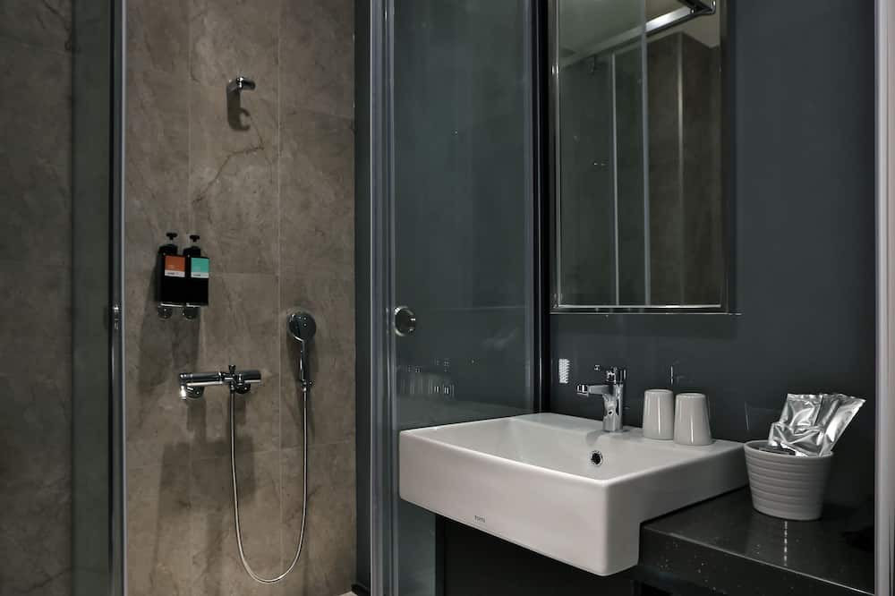 Photo of Bathroom in Xitun District