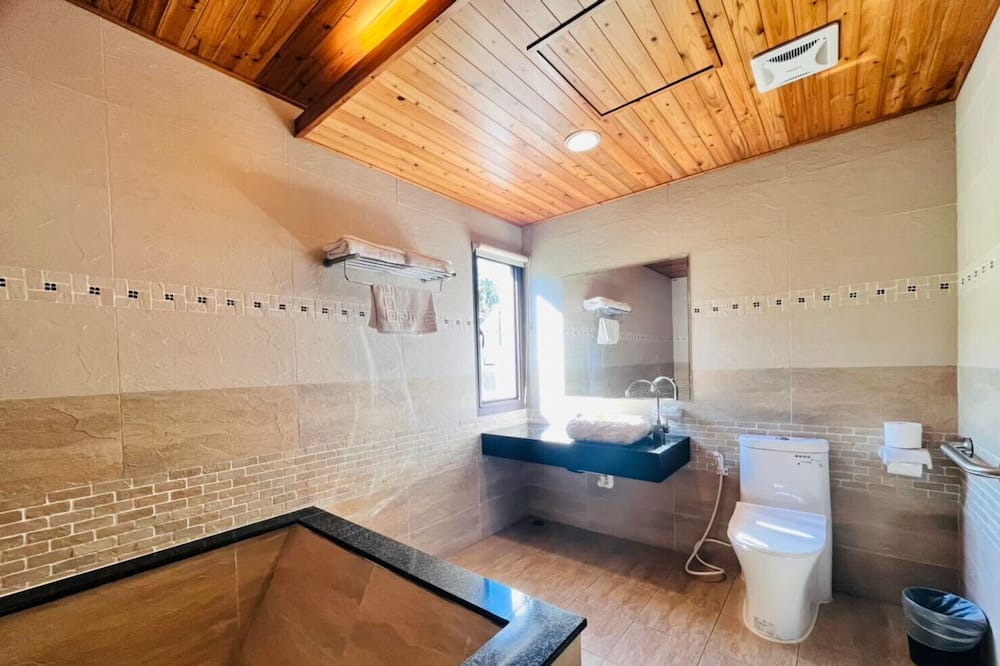 Photo of Bathroom in Eluan