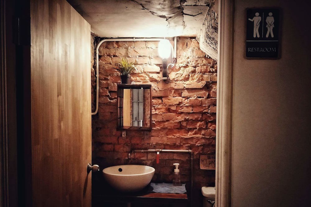 Photo of Bathroom in Longjing