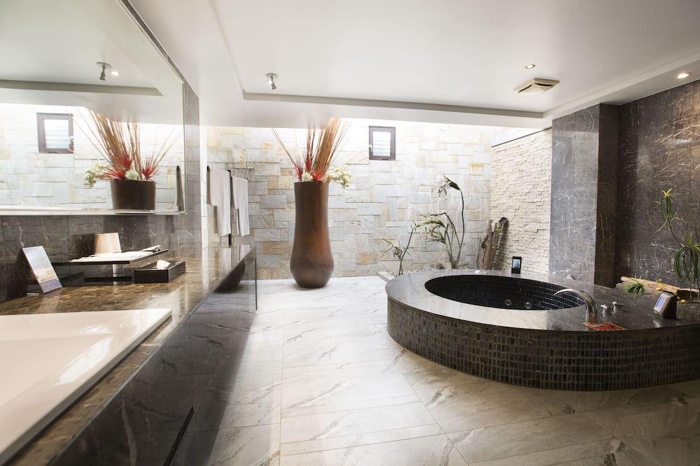 Photo of Bathroom in Yuanlin