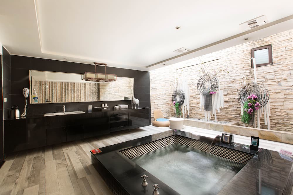 Photo of Bathroom in Yuanlin